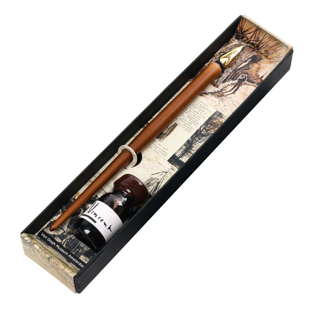 VAN GOGH INK SET
Mooie inkt set geinspireerd op Van Gogh's brieven. Leuk om cadeau te geven! | ⬠12,95